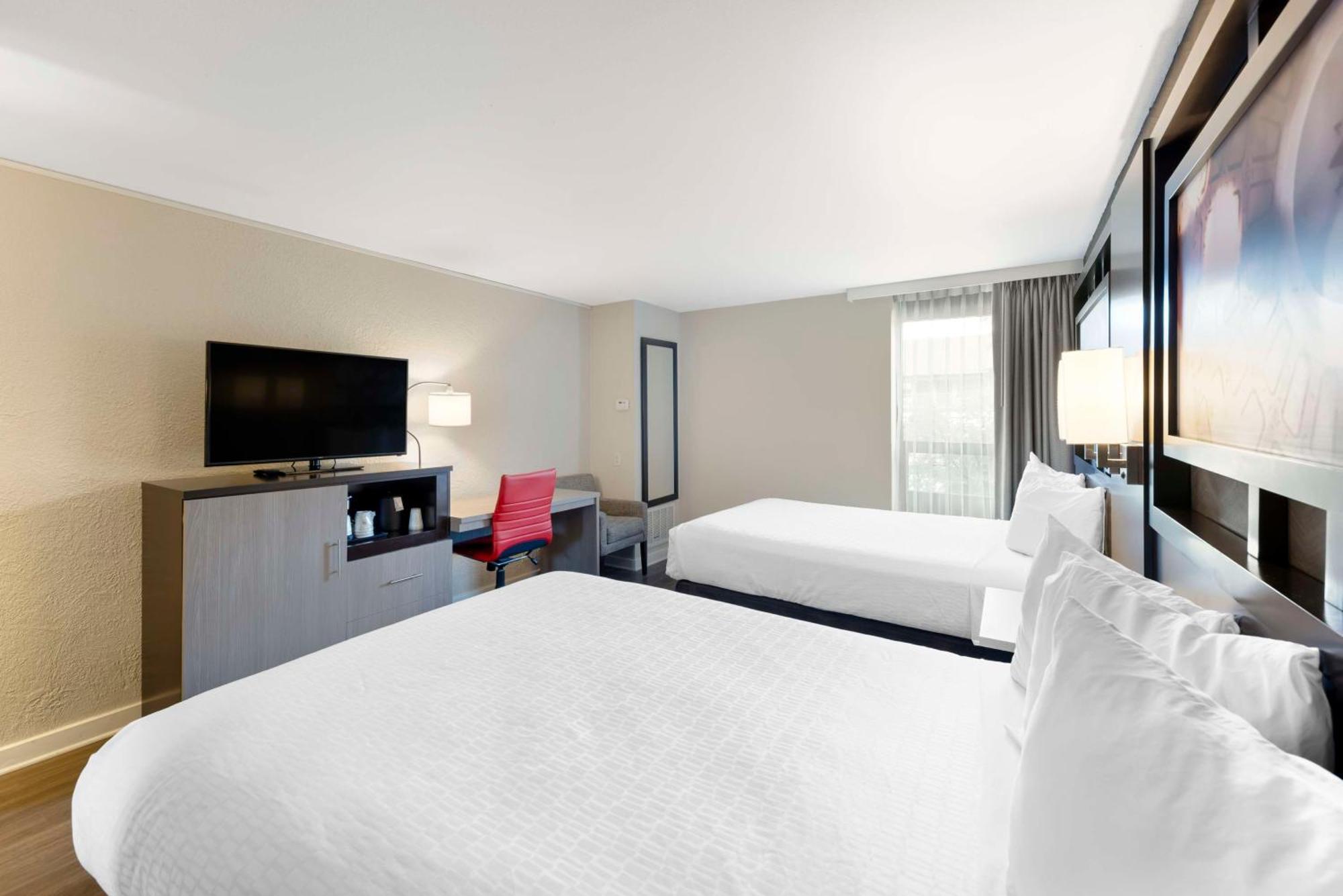 Best Western Plus Austin Central Exterior photo